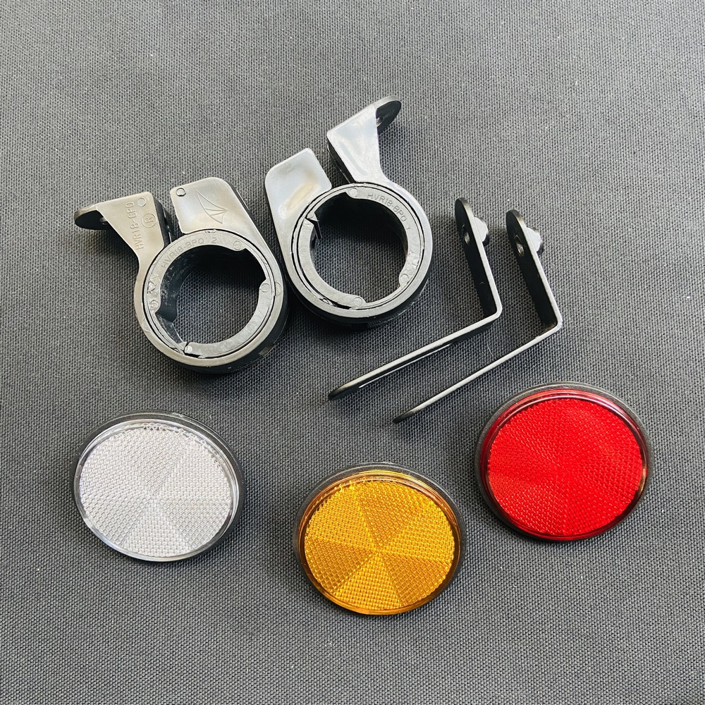 TEM MẮT MÈO PHẢN QUANG PHỤ KIỆN ĐẦY ĐỦ GÁN CHÂN PHUỘC TRƯỚC, DÈ SAU, BIỂN SỐ XE HẦU HẾT CÁC LOẠI XE MÁY, ĐỒ CHƠI XE MÁY GIÁ SỈ