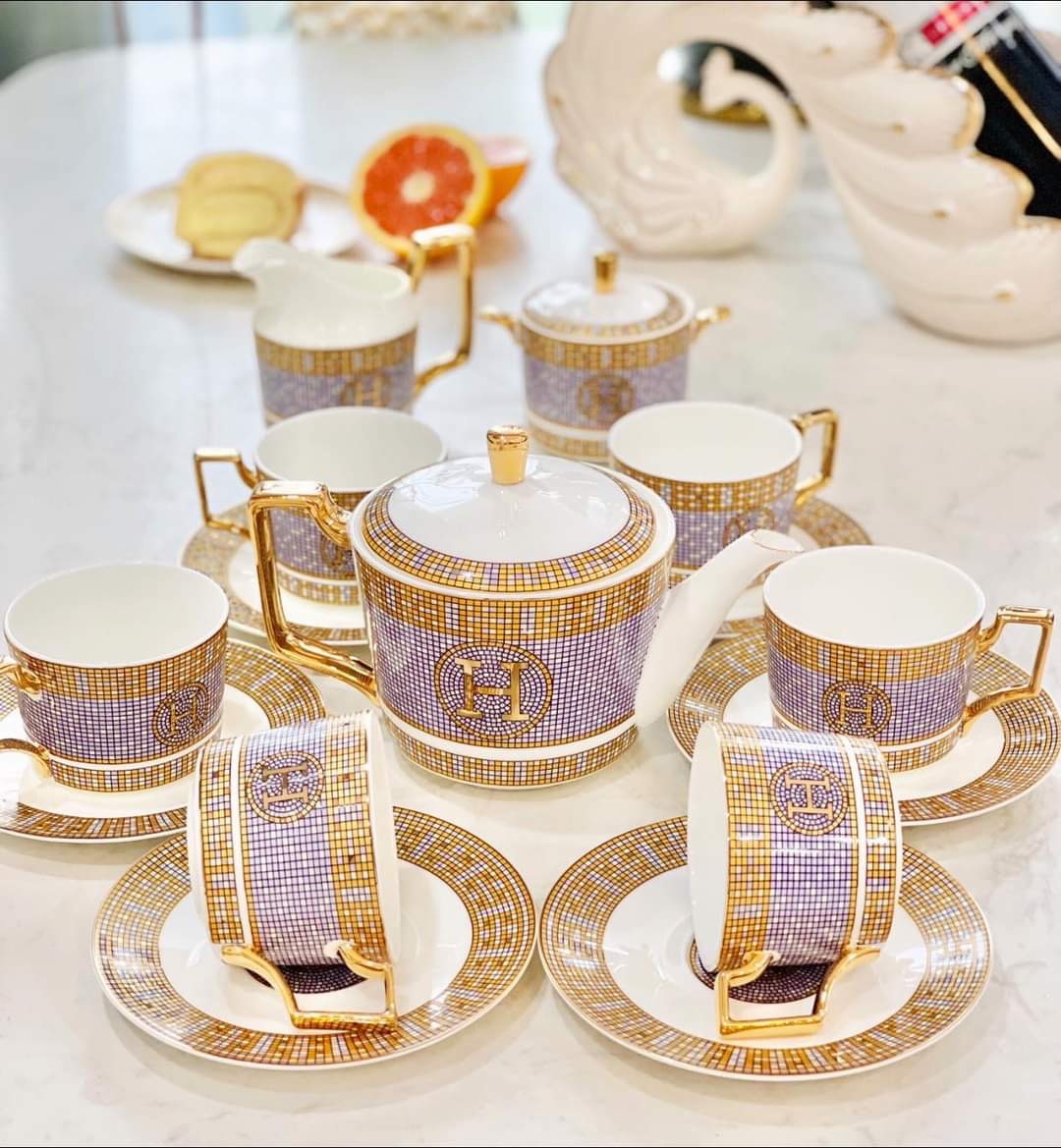 Bộ ấm chén Hermes sứ xương cao cấp họa tiết mạ vàng kim sa sang trọng