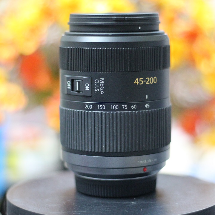 Ống kính panasonic lumix 45-200 dùng cho ngàm m43