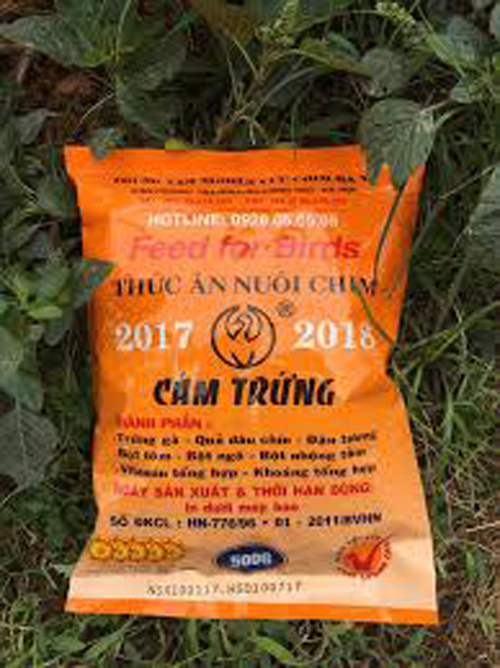 Cám trứng ba vì