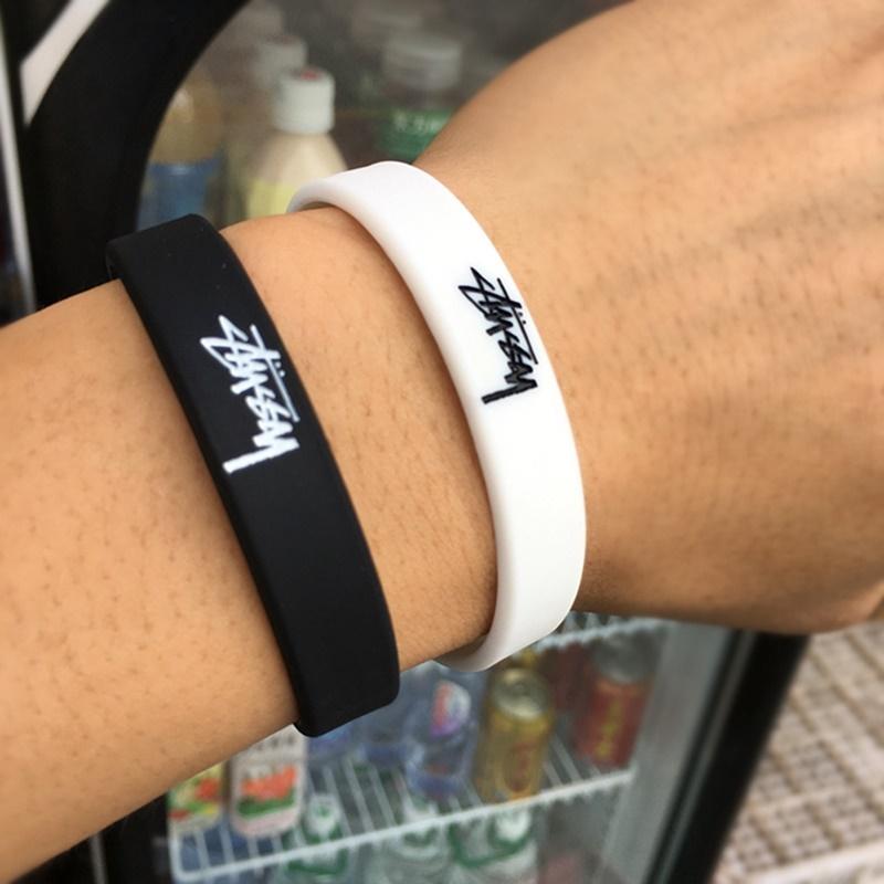 [HCM]Bộ 2 Vòng Tay Cao Su Stussy Thể Thao ati28