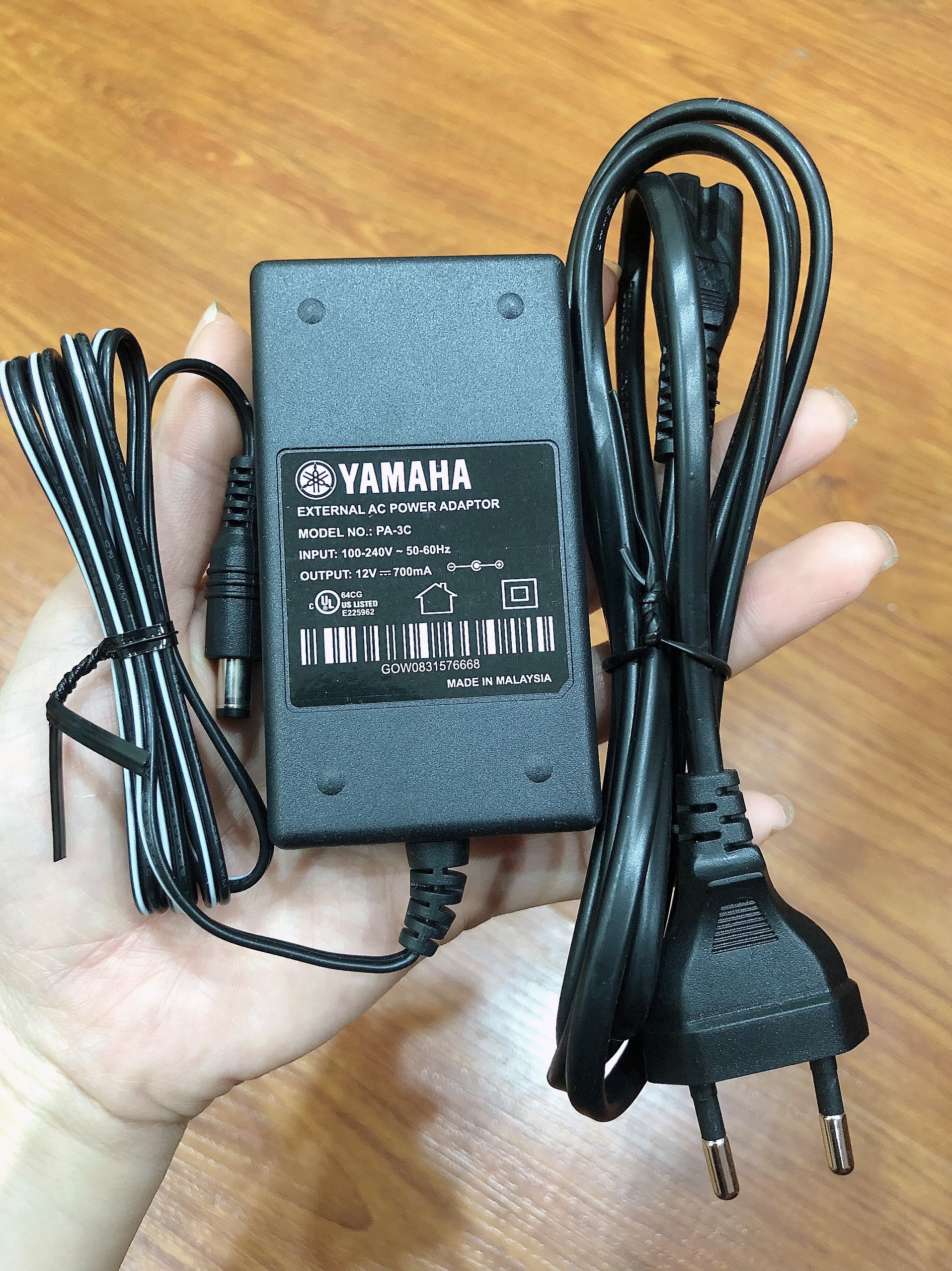 Nguồn Adapter đàn Yamaha 12v 700ma bảo hành 12 tháng
