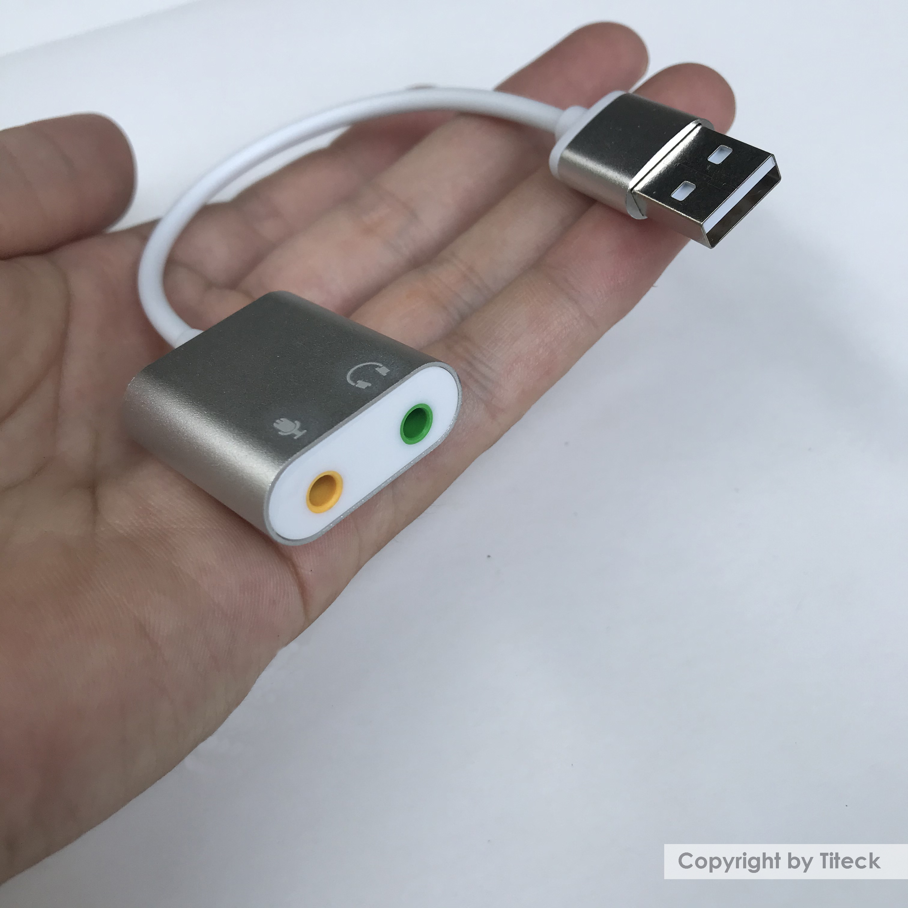 Cáp USB Sound Card 7.1 vỏ nhôm cao cấp dài 16cm ( USB sang Mic và Loa )