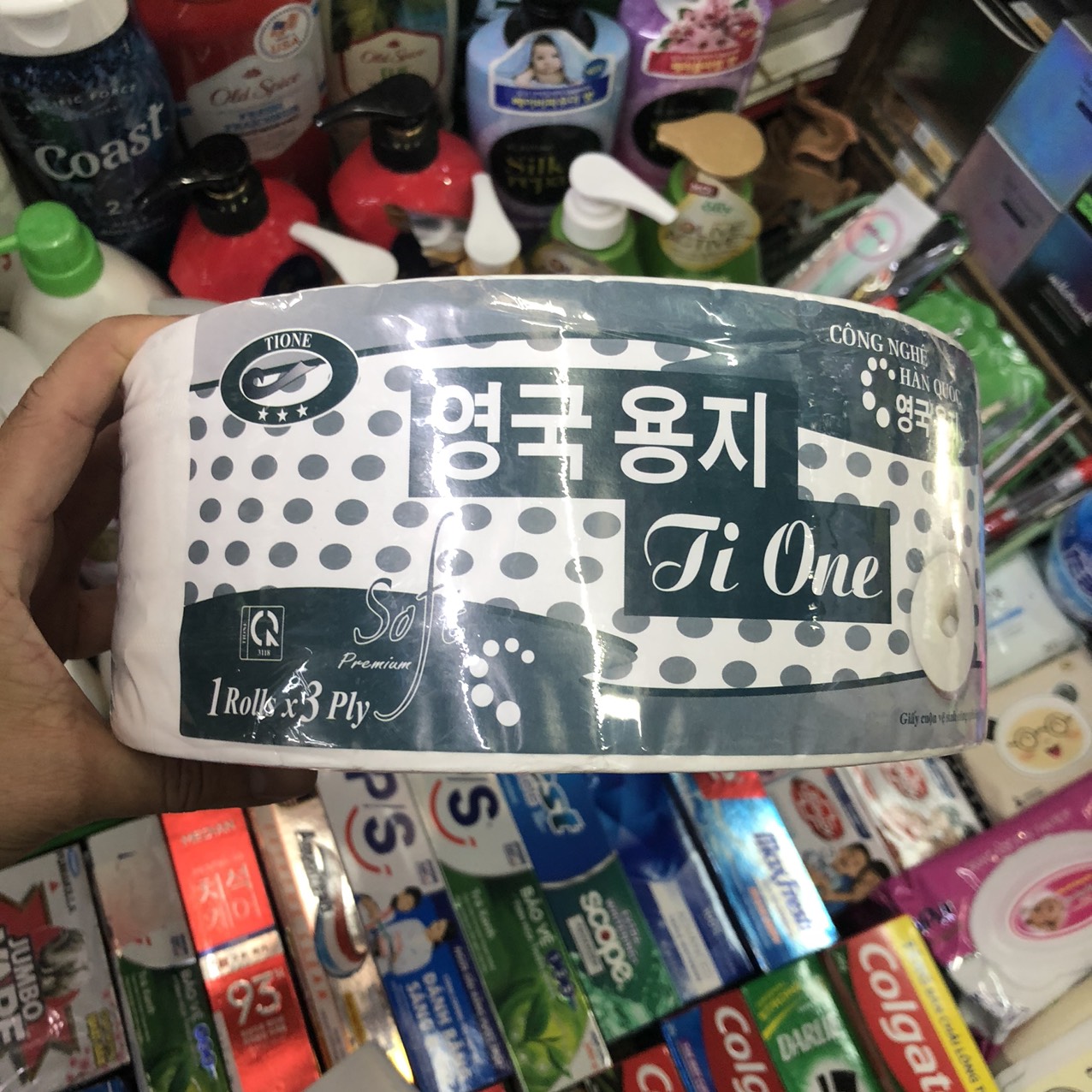 Giấy vệ sinh cuộn lớn, cuộn to nặng 700 g - giấy cuộn công nghiệp, 3 lớp sang mịn dày TI ONE