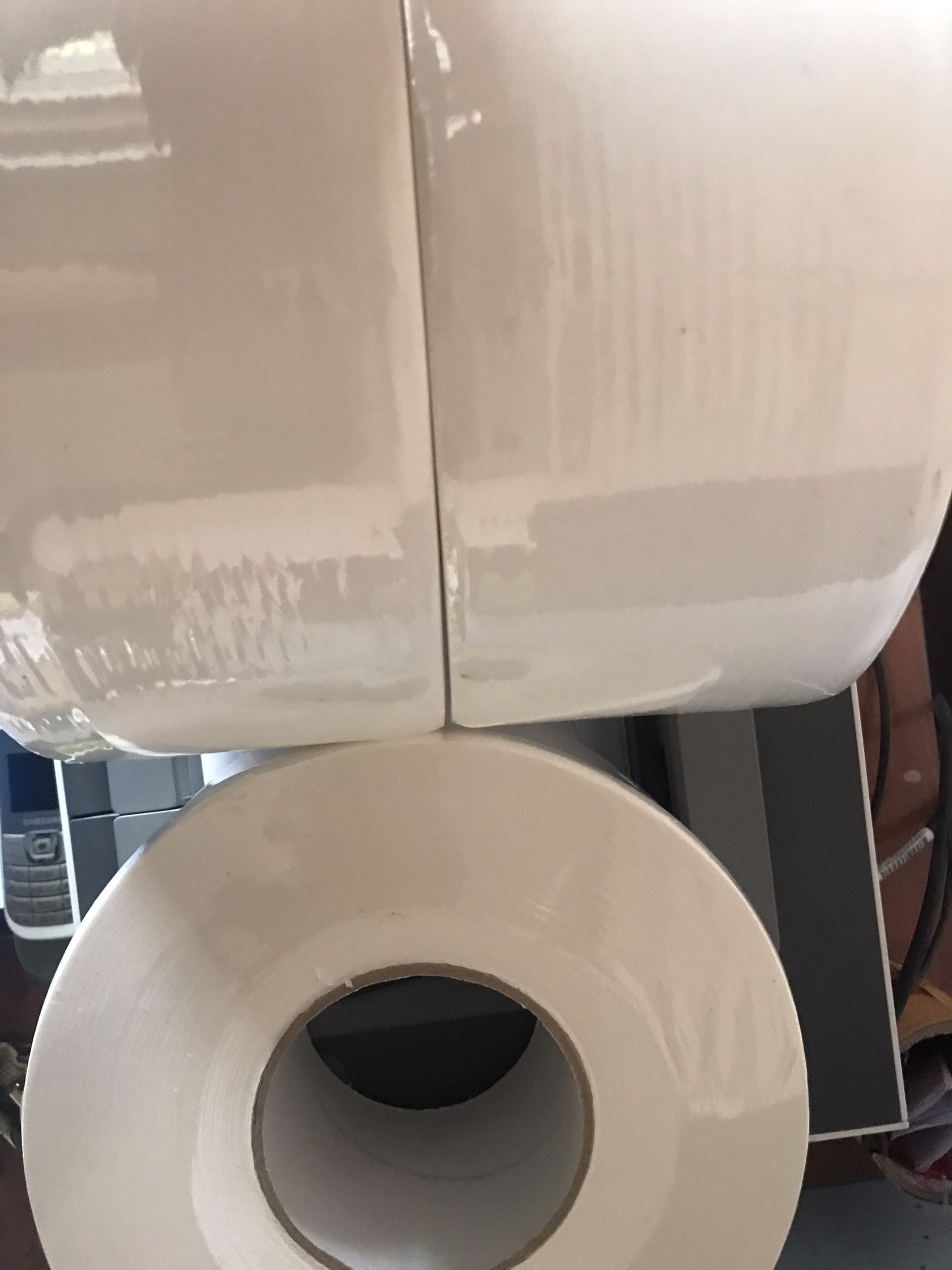 giấy vệ sinh cuộn loại lớn (500gr) 5