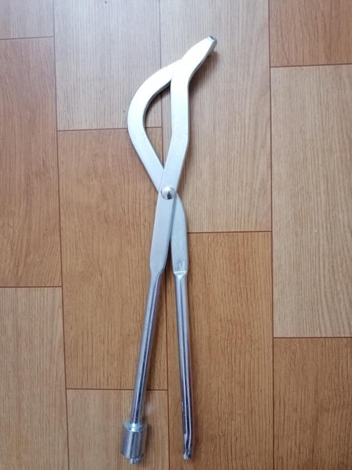 Kìm tháo lò xo bố thắng trên xe
