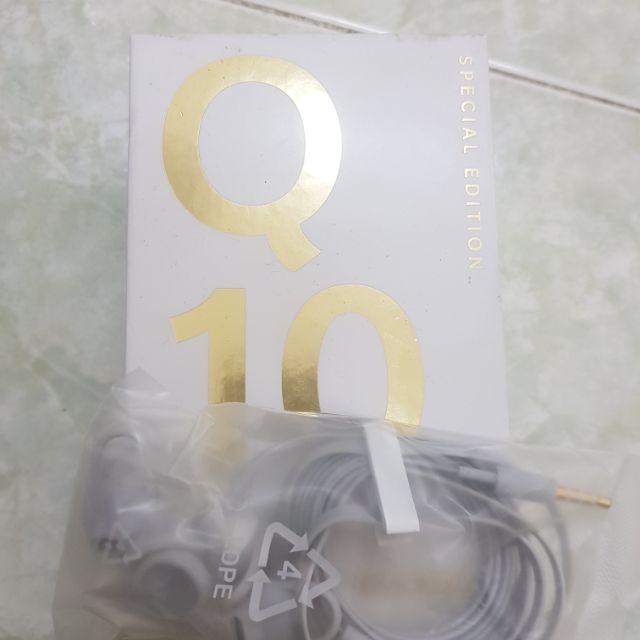 [HCM]Tai nghe Blackberry Q10 Gold theo máy zin new