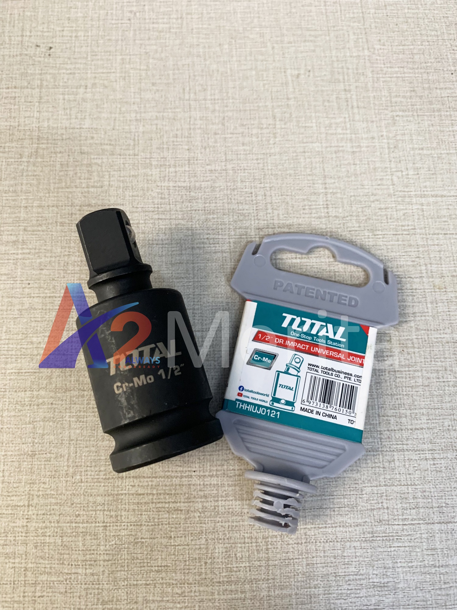 Đầu tuýt 1/2 inch lắc léo thép đen cr-mo total thhiuj0121