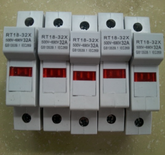 Đế cầu chì rt18-32x + cầu chì