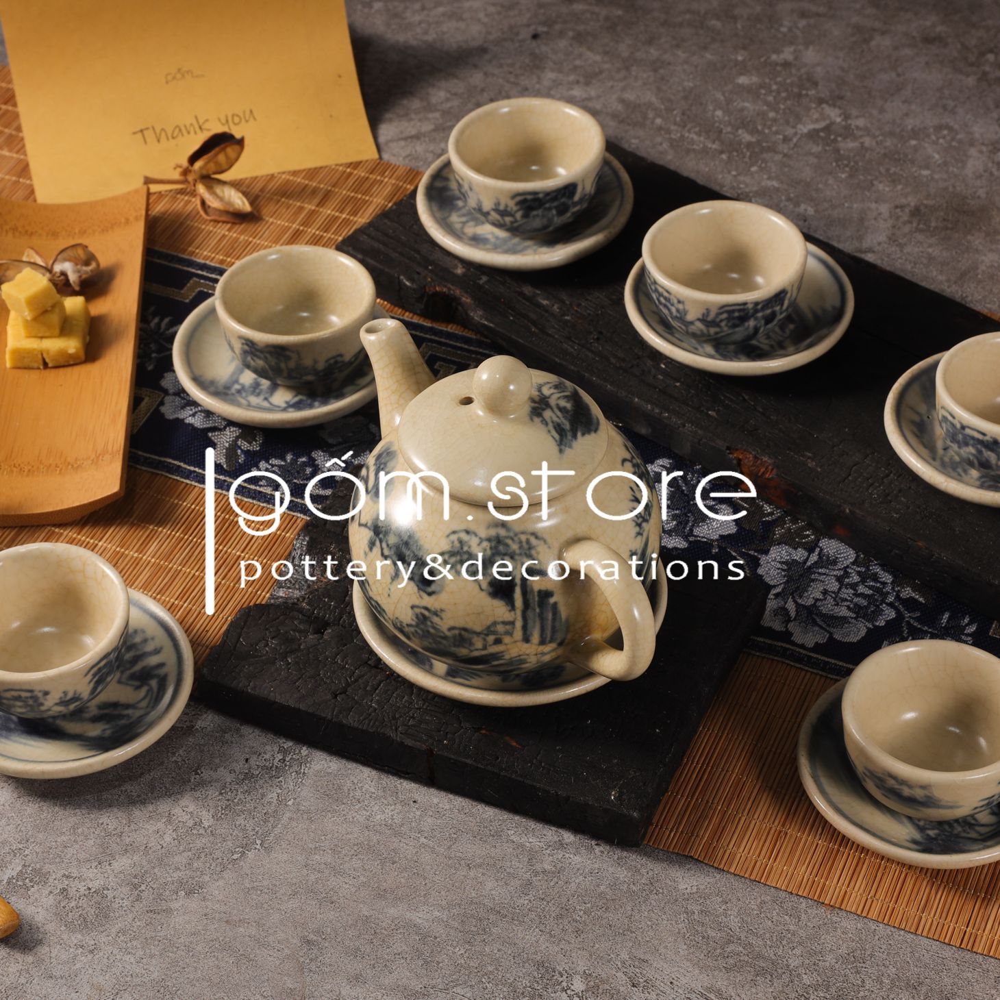 Ấm trà Bát Tràng men giả cổ dáng chóp vẽ sơn thủy (bộ ấm chén trên không kèm khay như hình)