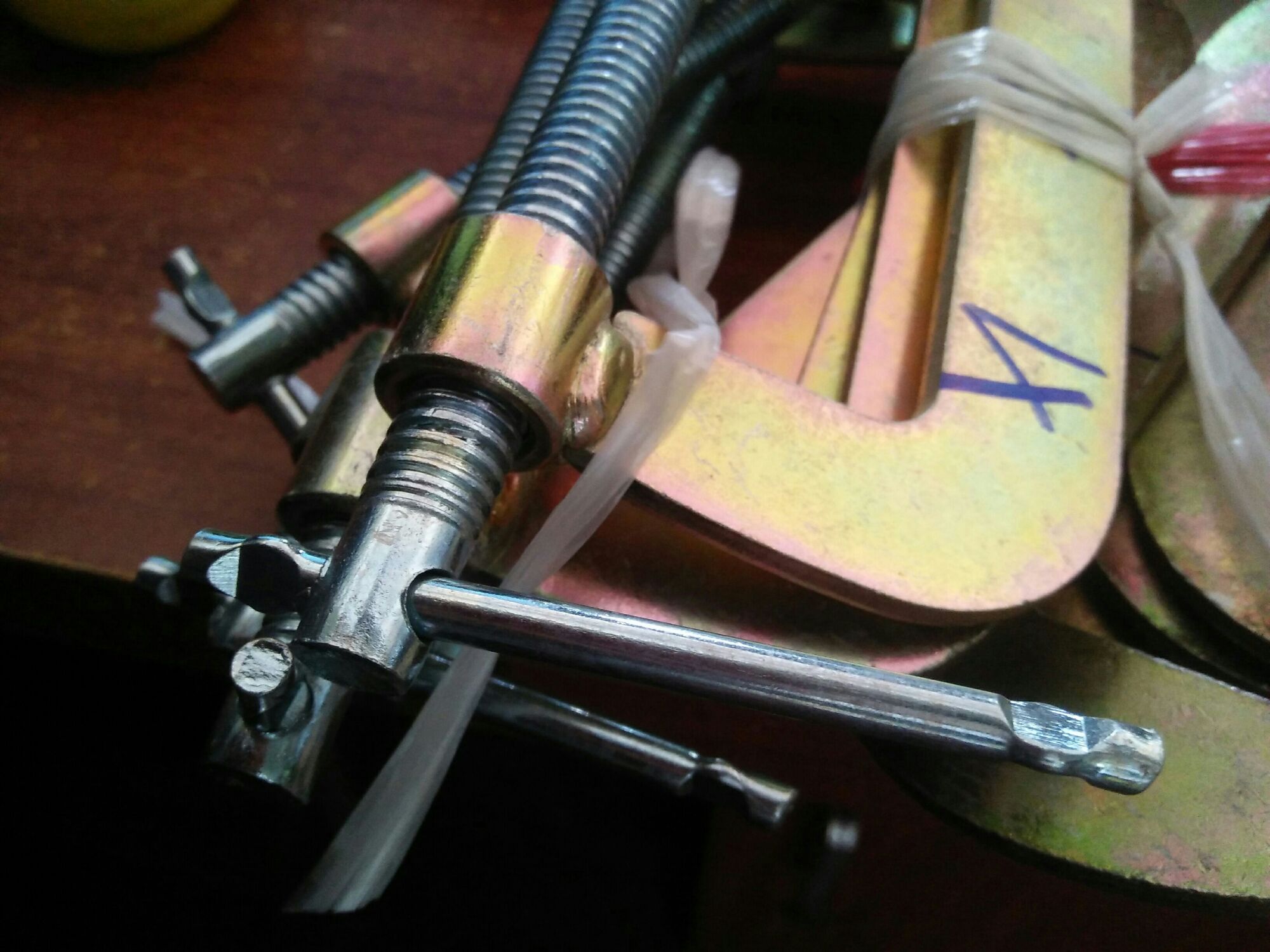 1 chiếc Vam gỗ, Cảo kẹp Vam chữ G 4' mở rộng tối đa 10cm