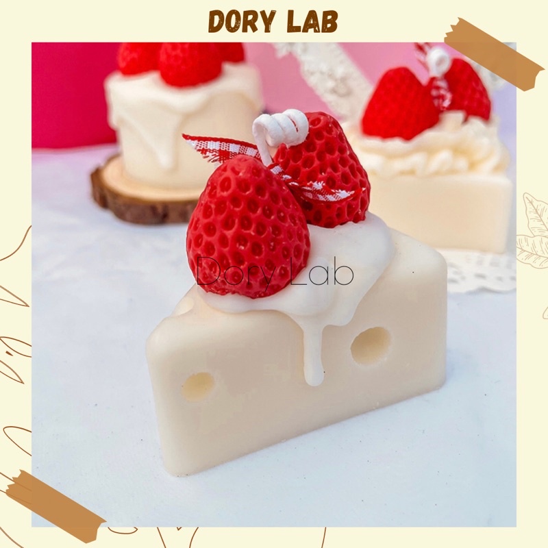 Nến thơm bánh dâu tây handmade, quà tặng dịp sinh nhật - dory lab