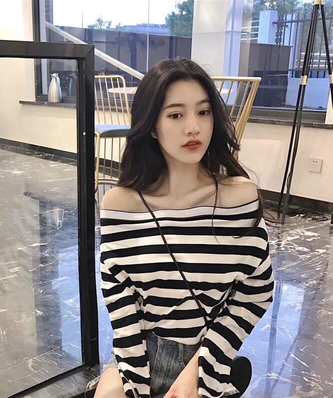 [HCM]Áo Thun Nữ Dài Tay Phối Sọc Ngang Trễ Vai Cá Tính EVA AO 30101