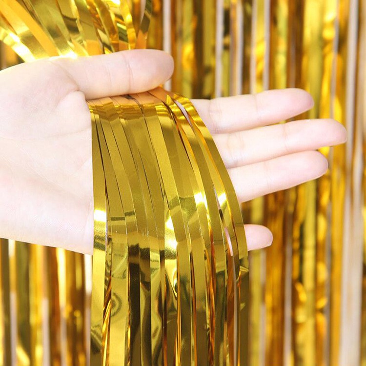 Rèm tua trang trí tiệc