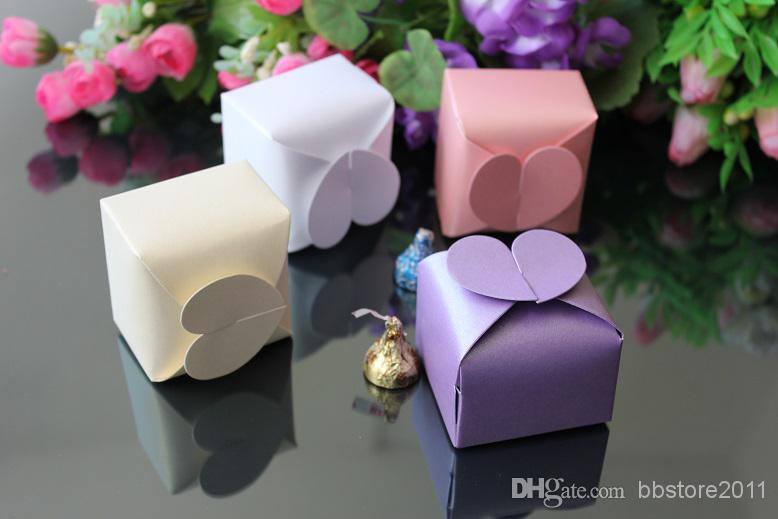 Hộp quà "Nắp trái tim " combo 50 hộp