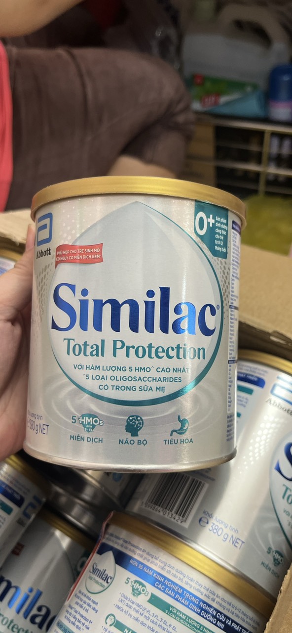 Sữa similac total protection số 0+, cho bé từ 0-12 tháng, số 3 cho bé từ 1-2 tuổi 900g