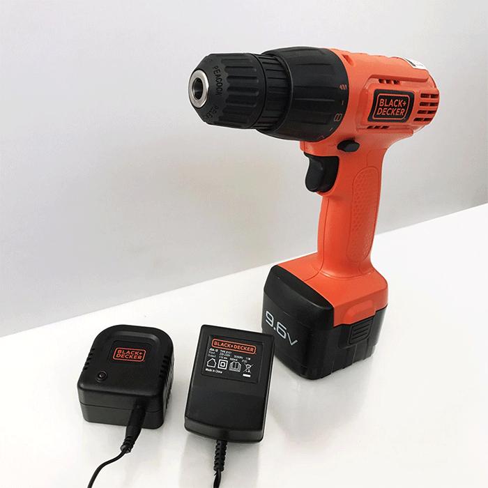 Máy khoan-vặn vít cầm tay 9.6v b&d cd961-b1 black-decker