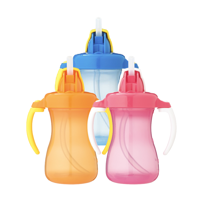 Bình uống nước tay cầm có ống hút Pigeon 150ml - Màu hồng