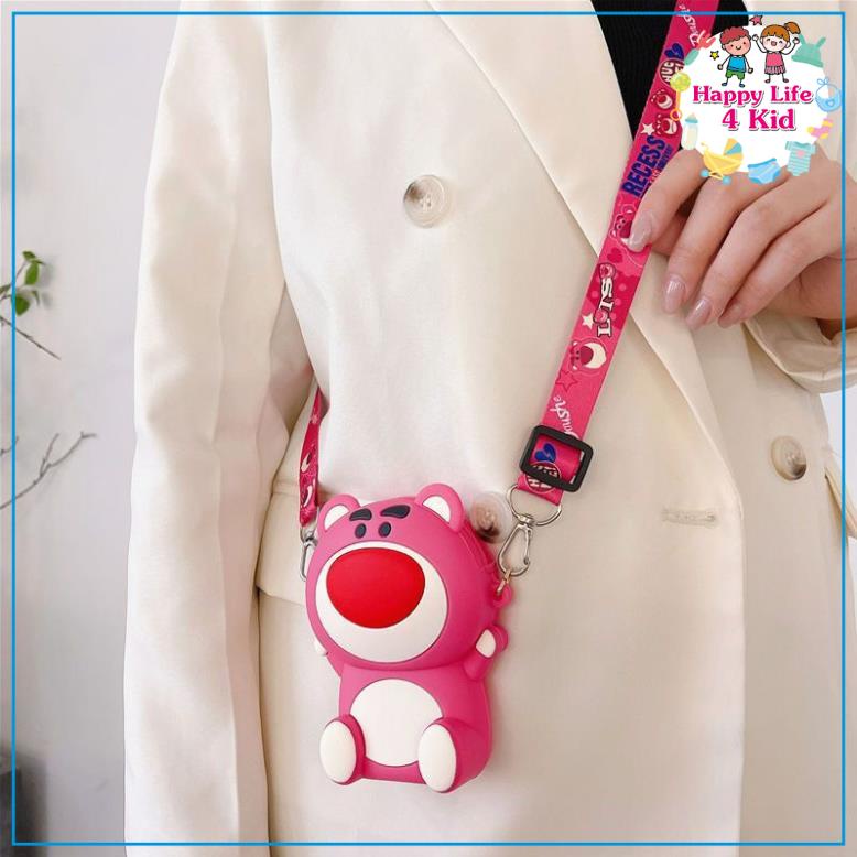 Túi đeo chéo mini, túi đeo chéo gấu dâu, túi silicon hình dáng gấu dâu Lotso dễ thương cute hottrend - Happy Life 4Kid