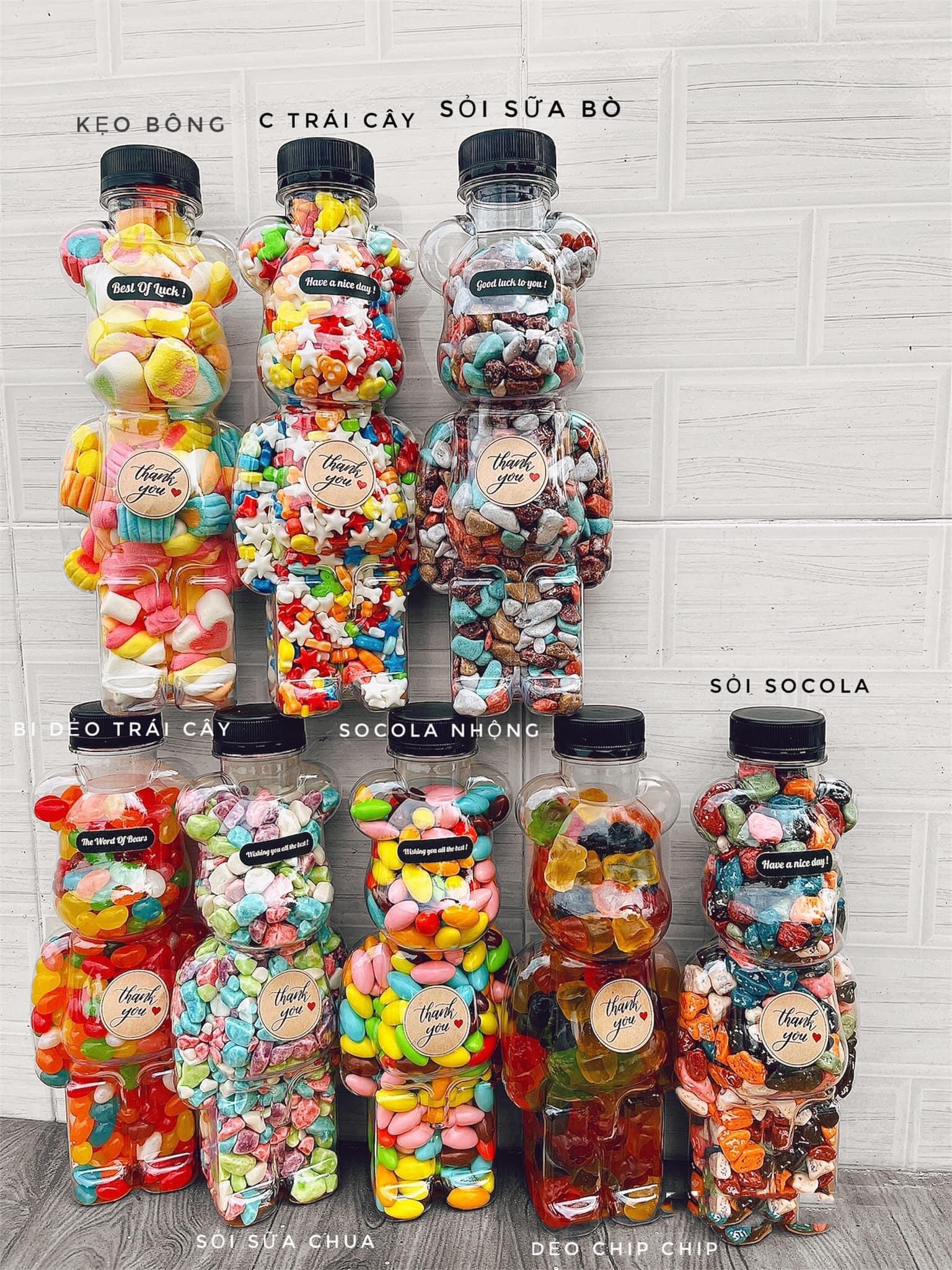 Chai gấu bearbrick kẹo các loại