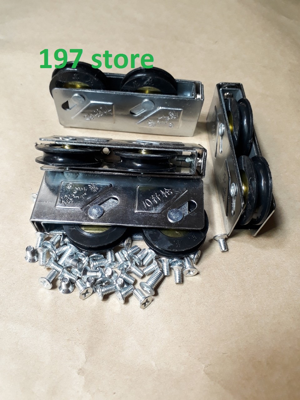Bộ 8 bánh xe cửa lùa nhôm hệ 70 - Bánh xe trượt dạng kép ( kèm 40 đinh ốc)