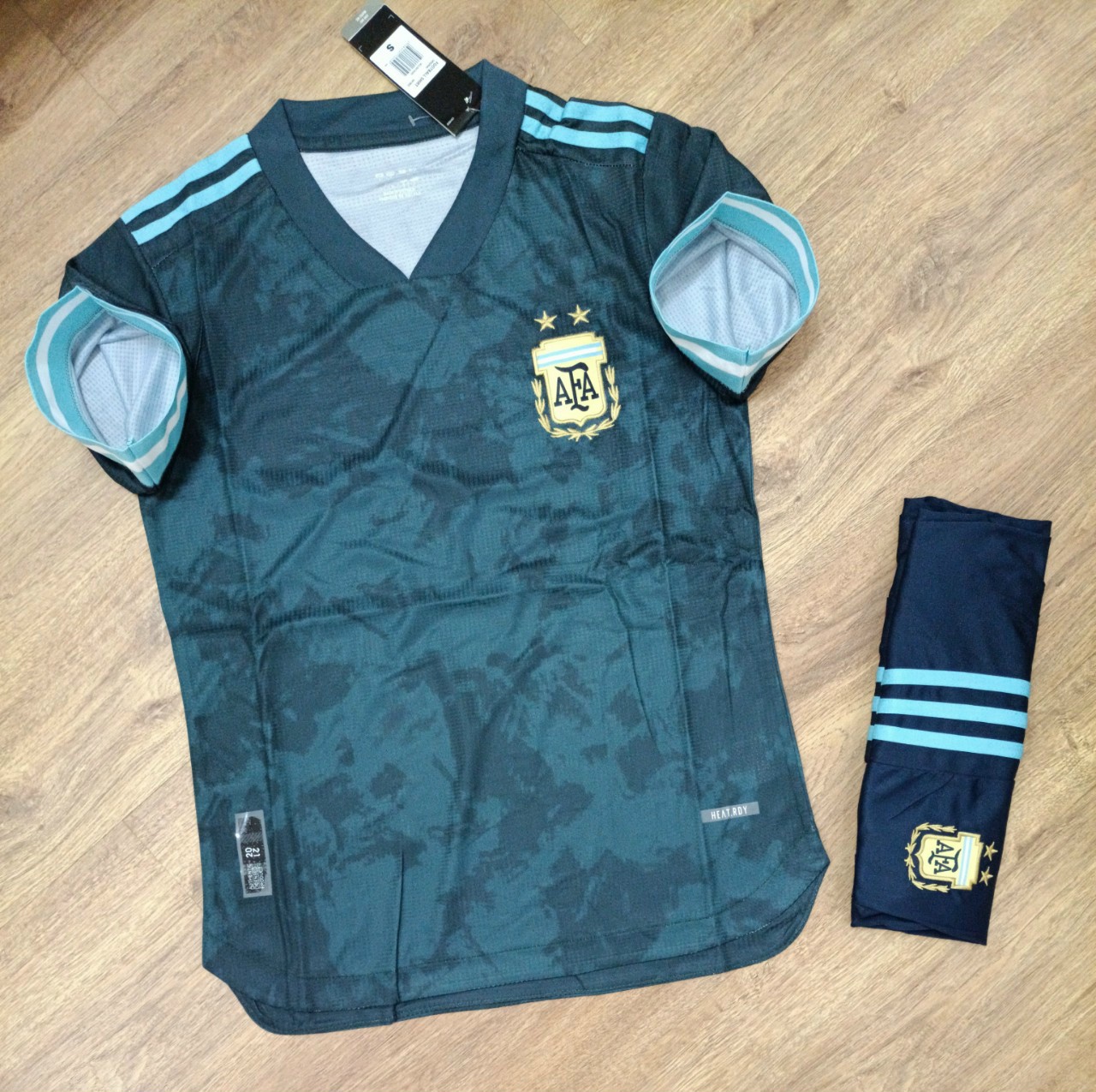 Bộ Áo bóng đá arg - Argentina xanh Copa vòng loại world cúp 2021 hàng Thailand Vải Gai Thái