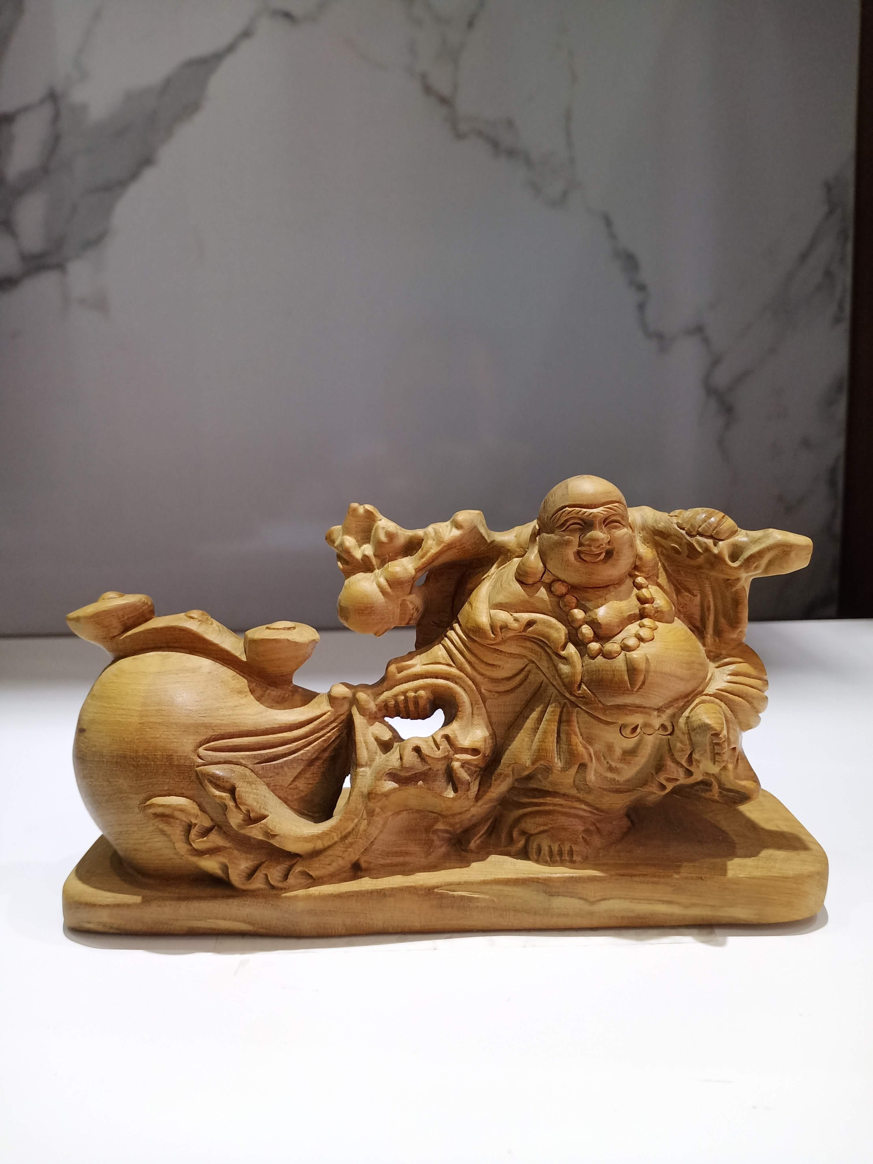 Tượng phật di lặc