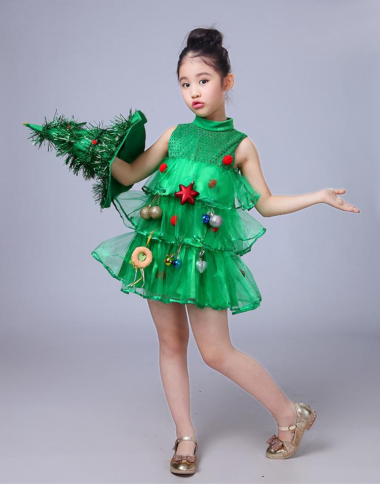 Đầm cây thông gồm nón D561