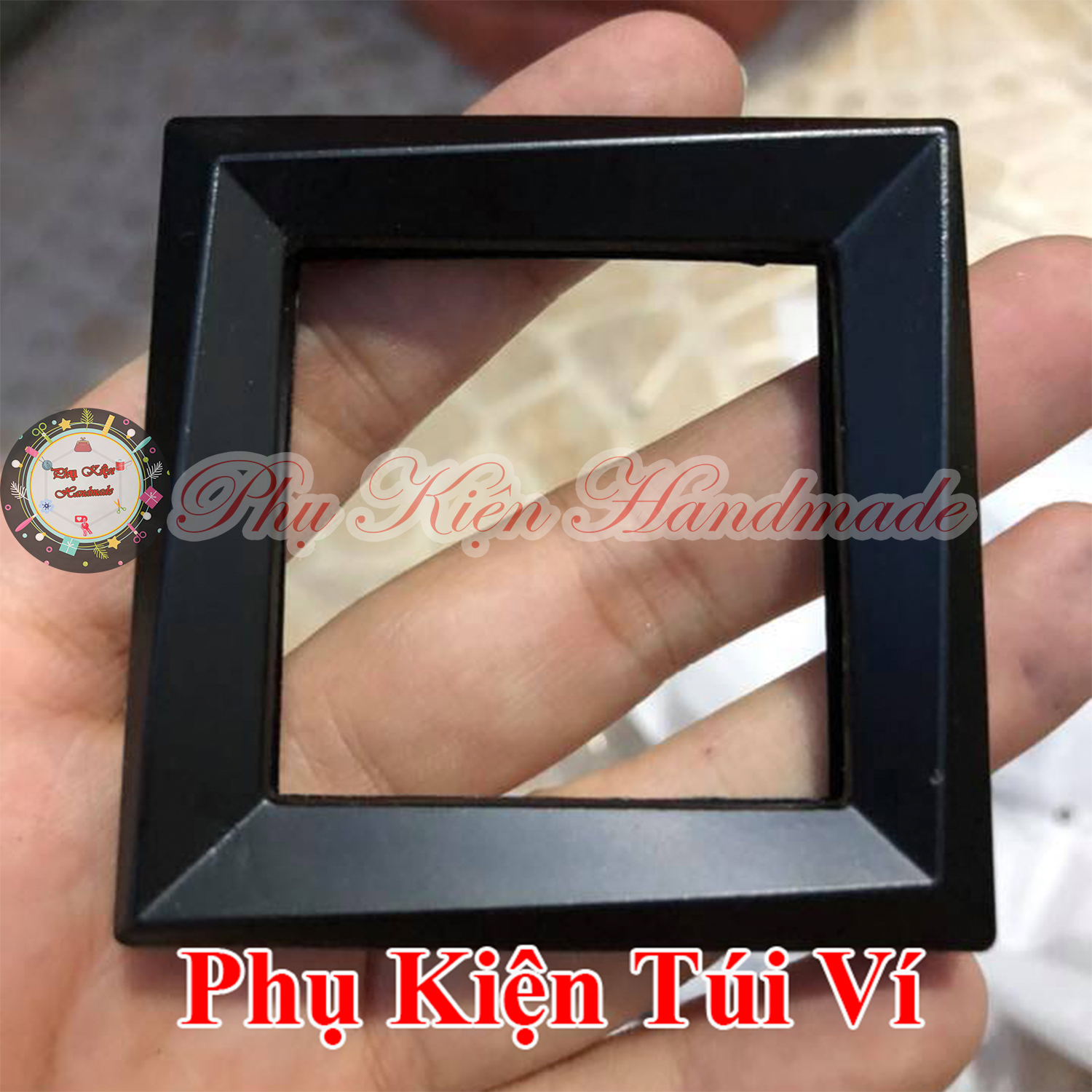 Mạc viền vuông đen 5.9cm
