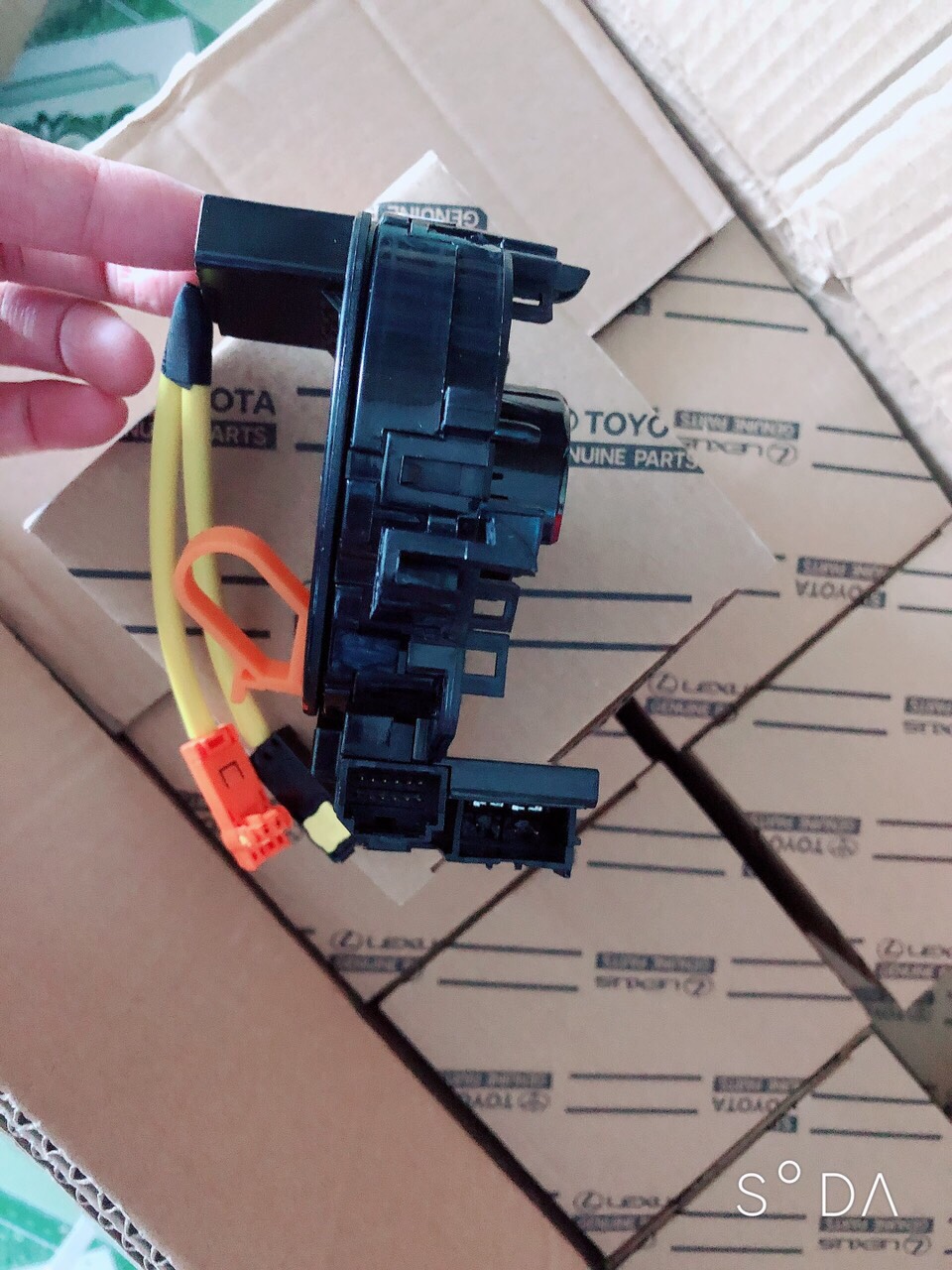 Cáp còi ,cuộn kèn Toyota Innova , Fortuner, Hilux