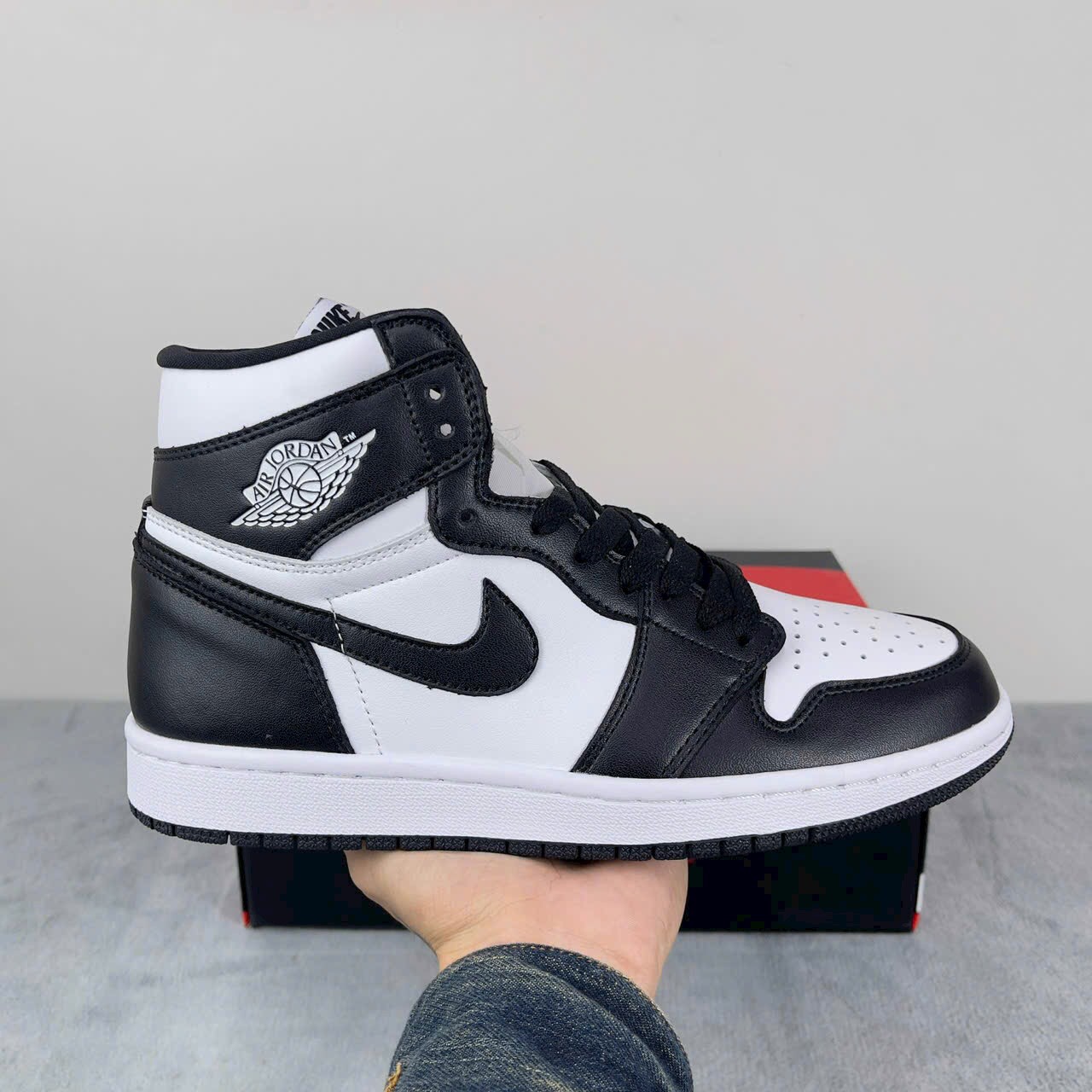 Nike air jordan 1 mid