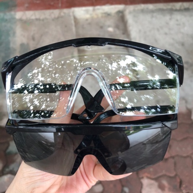 Kính Bảo Hộ Đài Loan Cao Cấp ( Trắng /Đen) - 1 chiếc