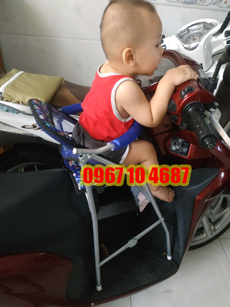 Ghế ngồi xe máy có vòng xếp gọn xe sh mode