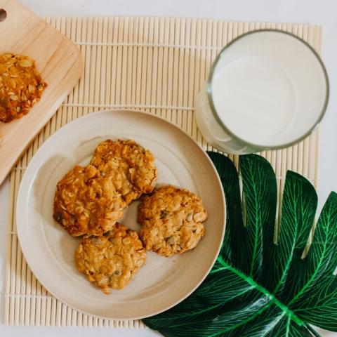 HCMBánh Cookie Yến Mạch Thương Hiệu Gạch Đỏ 170g Ăn Kiêng Thơm Ngon Không
