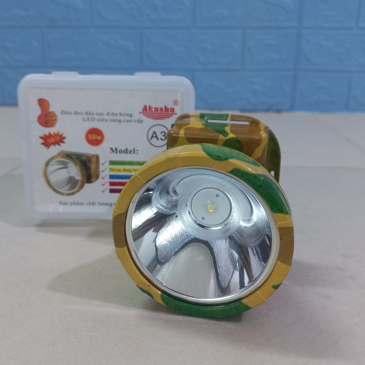 Đèn pin đội đầu siêu sáng A3 50W loại lớn - chiếu sáng siêu xa - có sạc và dây đeo (Hàng loại 1)