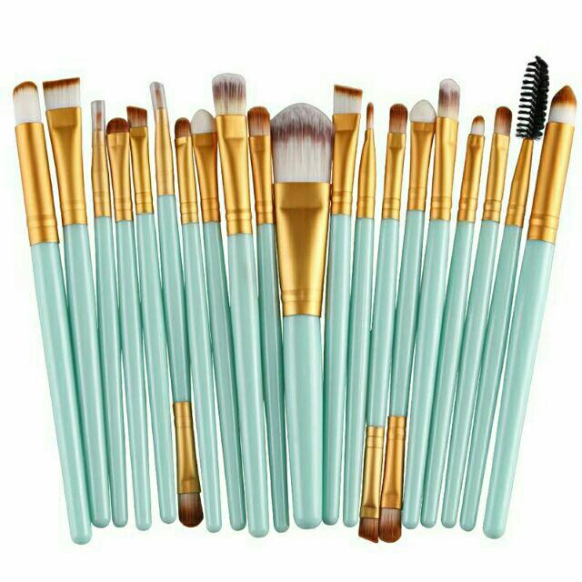 Bộ cọ trang điểm chuyên nghiệp 20cay