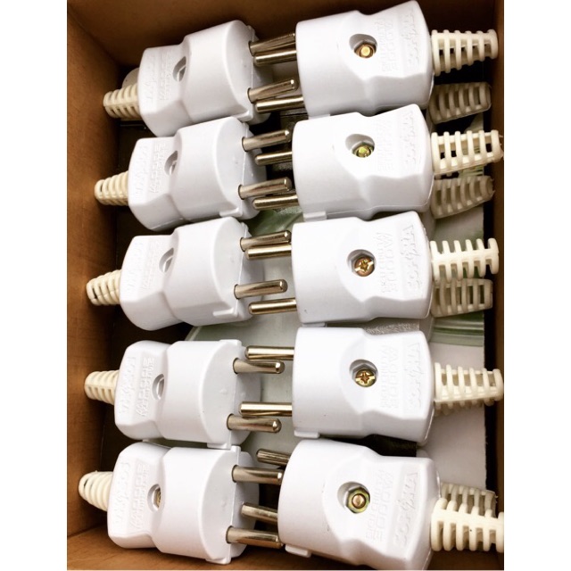 2 phích cắm siêu chịu tải 3000w