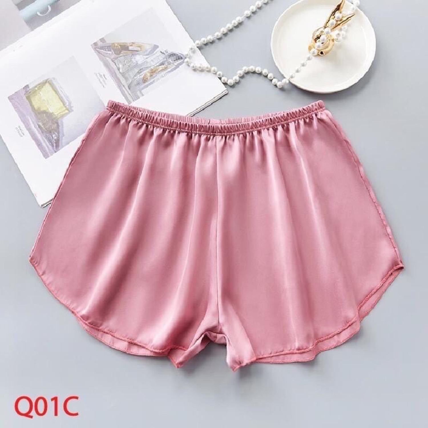 Quần Đùi mềm mát - Mặc nhà hoặc mặc trong váy