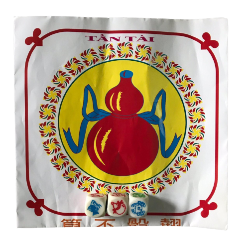 Bầu cua hột nhựa