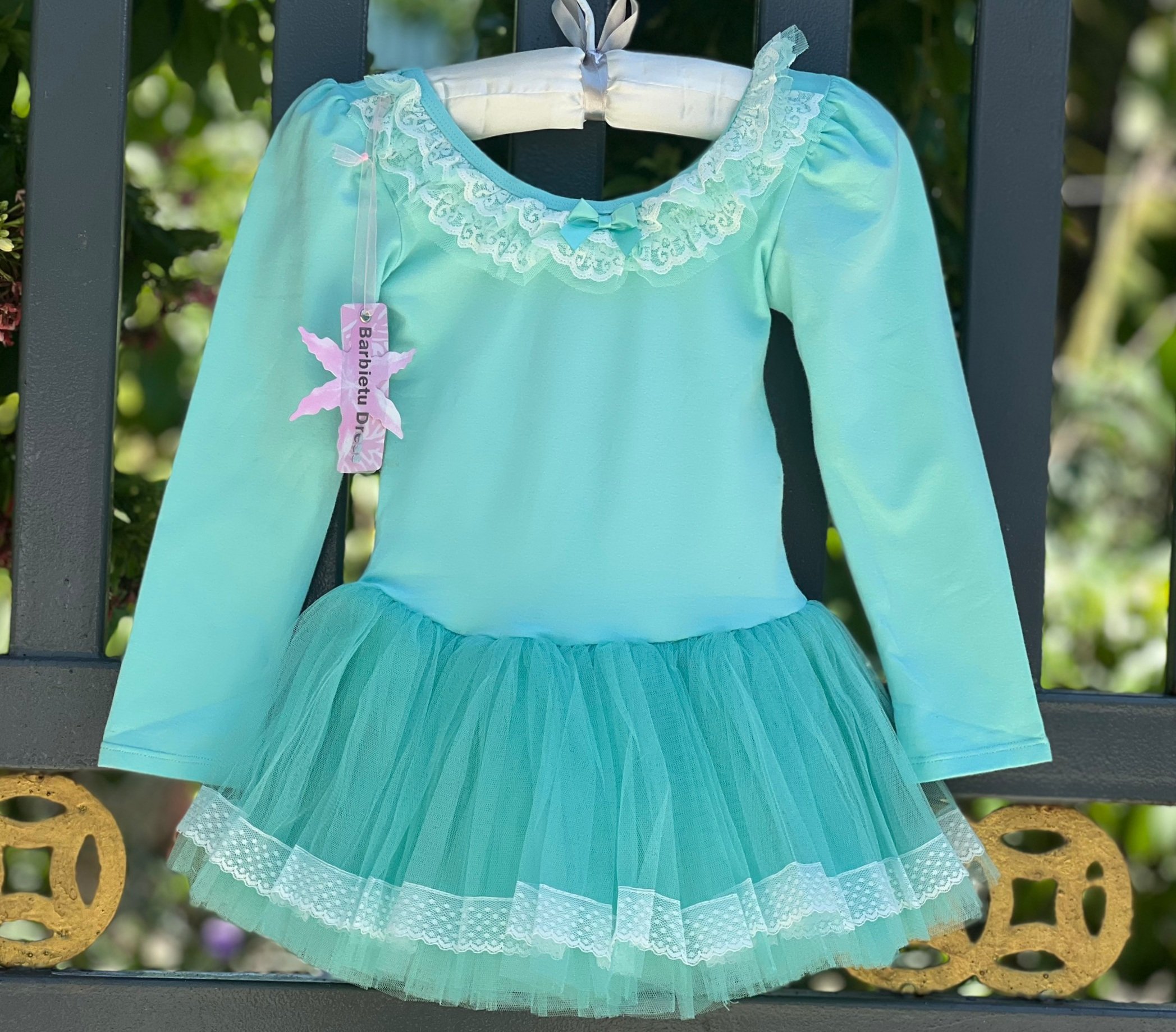 Đầm múa ballet váy múa bale dài tay bèo ren cổ -váy voan 4 tầng cho bé gái hàng cao cấp 3 màu xanh, hồng, trắng