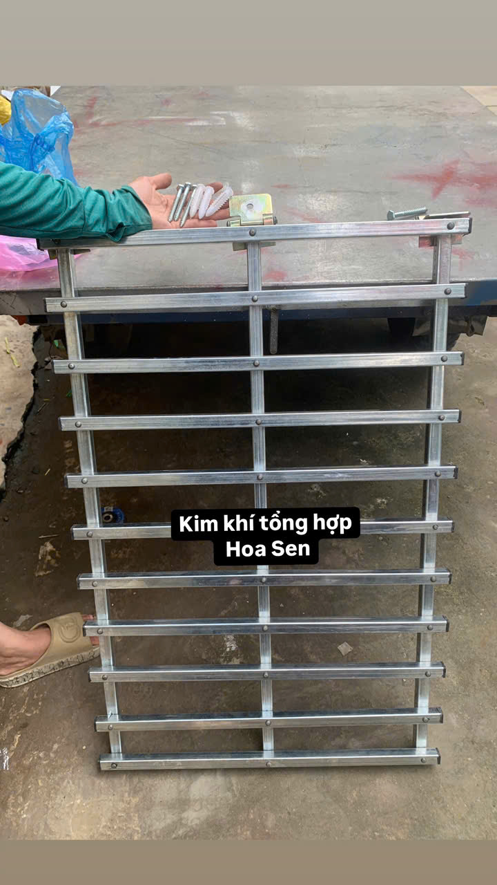 Cầu thang dắt xe máy gập gọn -GIÁ HỮU NGHỊ-lên dốc xe máy thông minh
