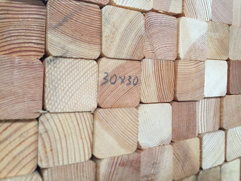 Combo 10 cây Gỗ Thông vuông 3x3 cm x dài 89cm đã bo tròn 4 góc