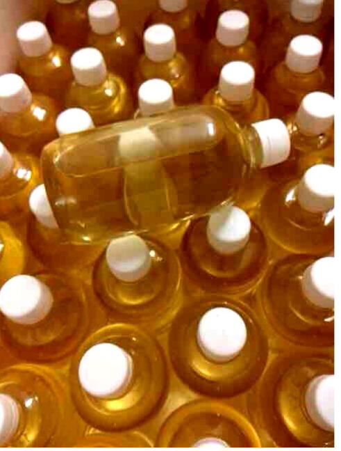 Dầu dừa nguyên chất nấu thủ công thơm ngon 500ml