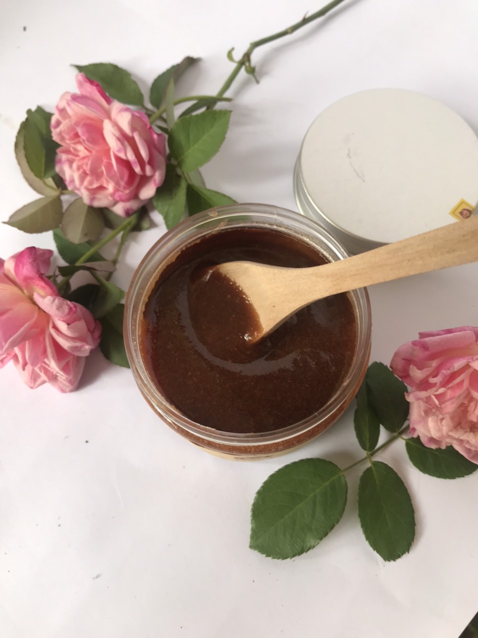 Rửa mặt tẩy da chết Karose Face Crub