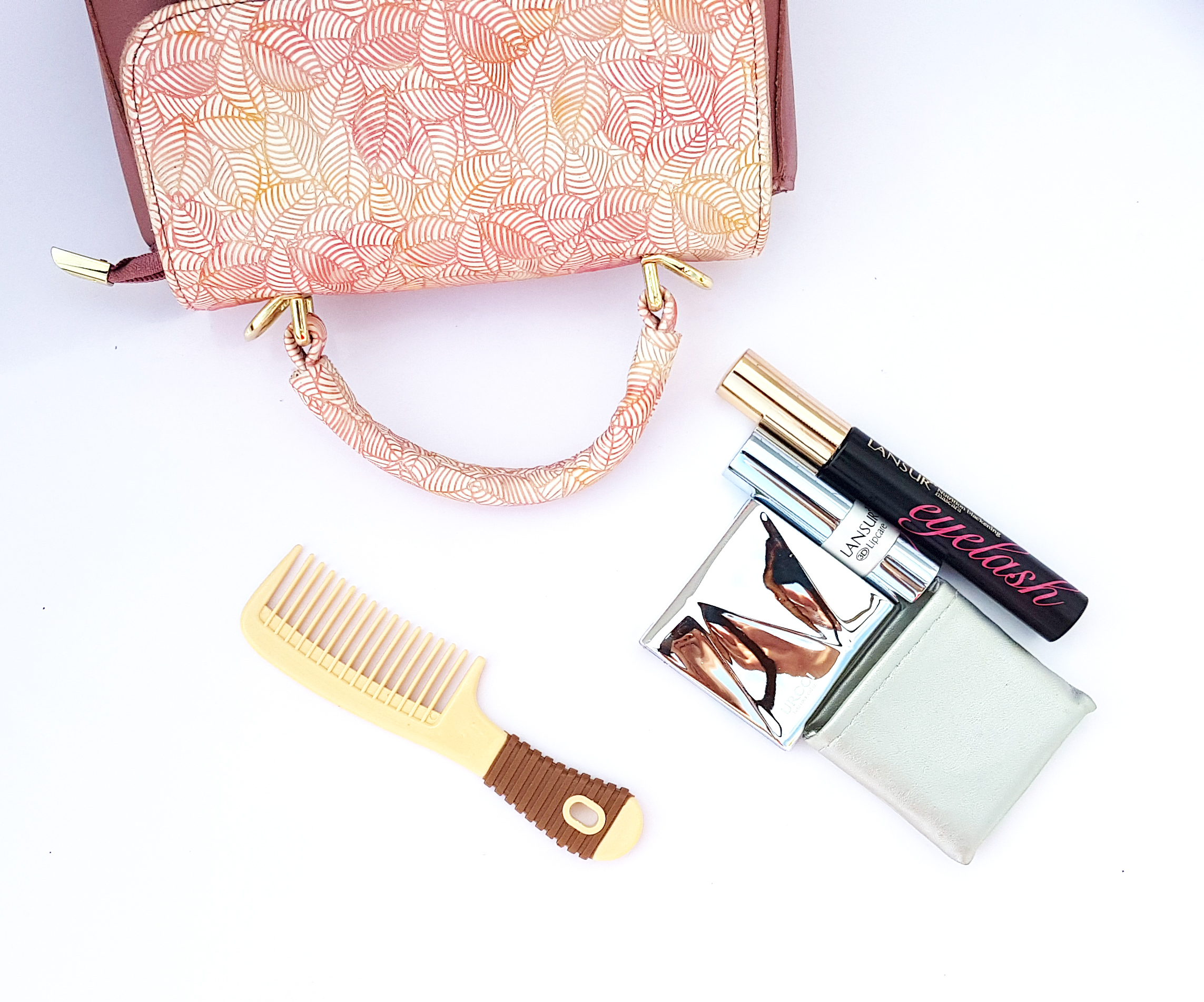 Lược chải đầu thái lan cao cấp mini nhỏ gọn bỏ túi tiện dụng cho bạn gái