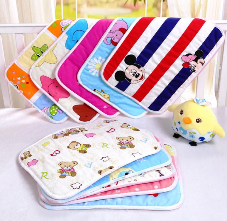Combo 5 Miếng lót chống thấm cho bé (Size 30x40cm) - Siêu thấm hút thoáng khí - Giao màu ngẫu nhiên họa tiết dễ thương