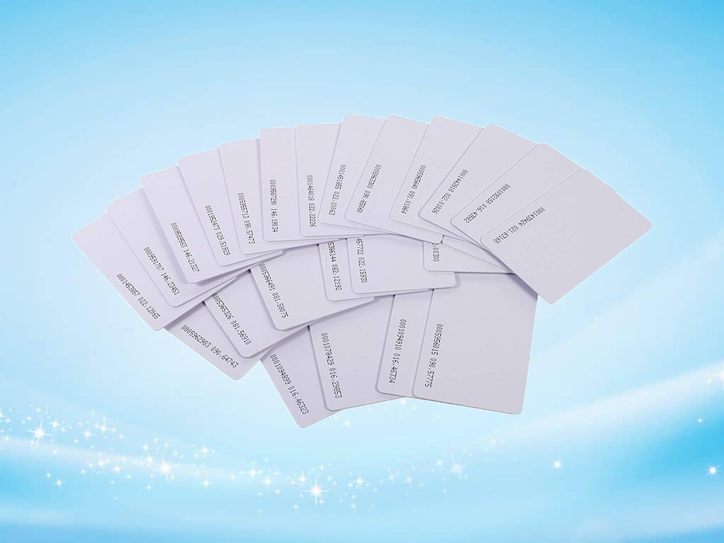 [HCM]Thẻ từ chấm công mõng 0.8mm tần số 125khz (hộp 10 thẻ)