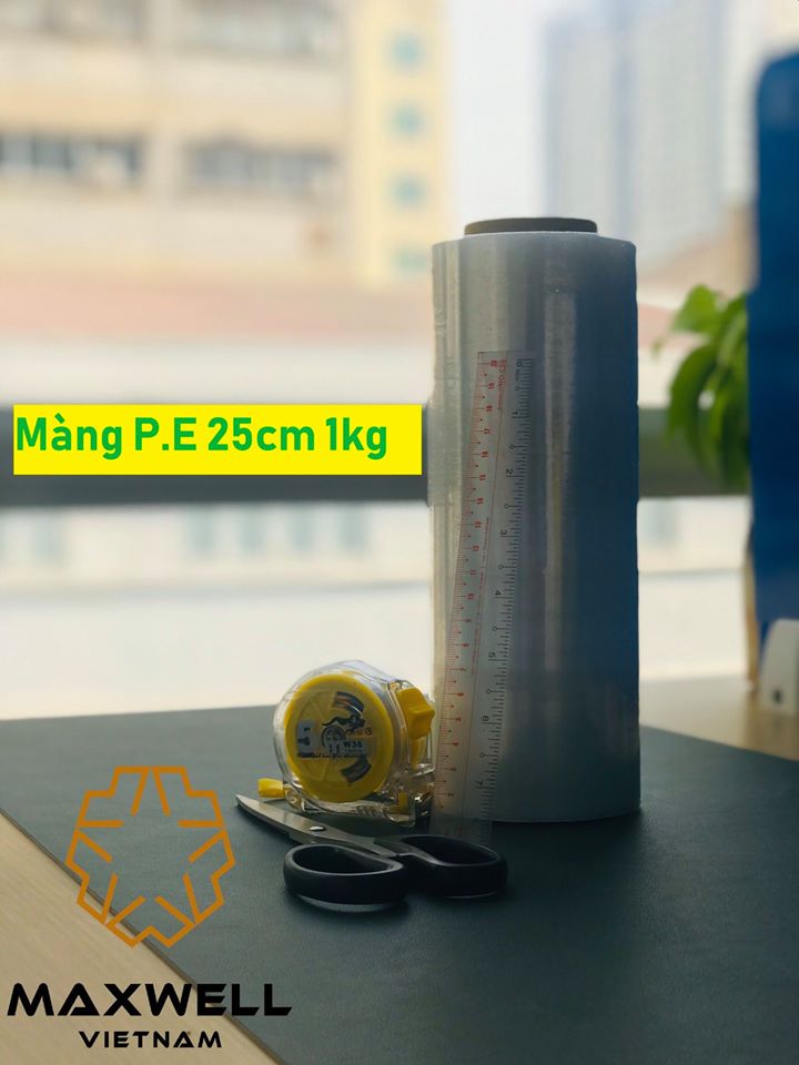 Màng PE quấn hàng ( cao 25cm x nặng1kg x lõi 0,1kg)