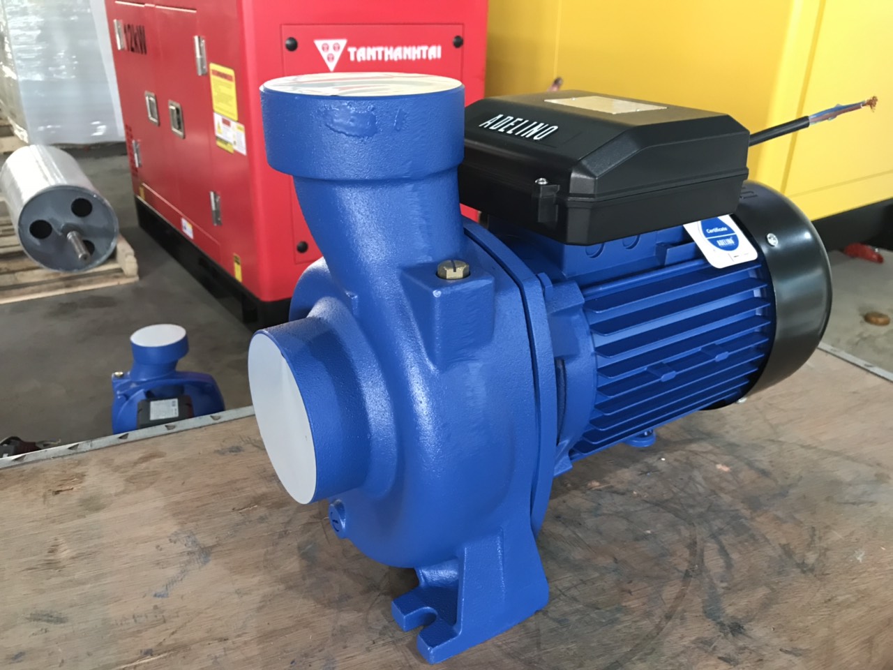 Máy bơm nước lưu lượng 3hp - 1 pha - acm220b3
