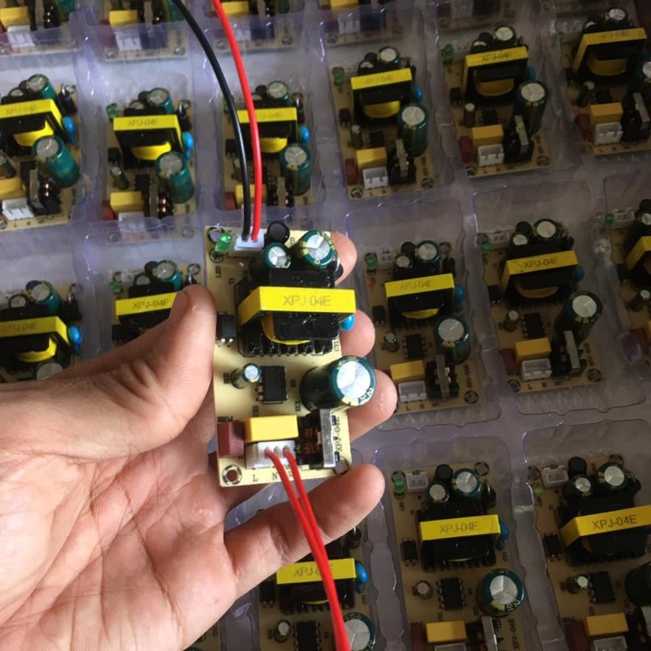 mạch nguồn 12v 1.5a loại tốt